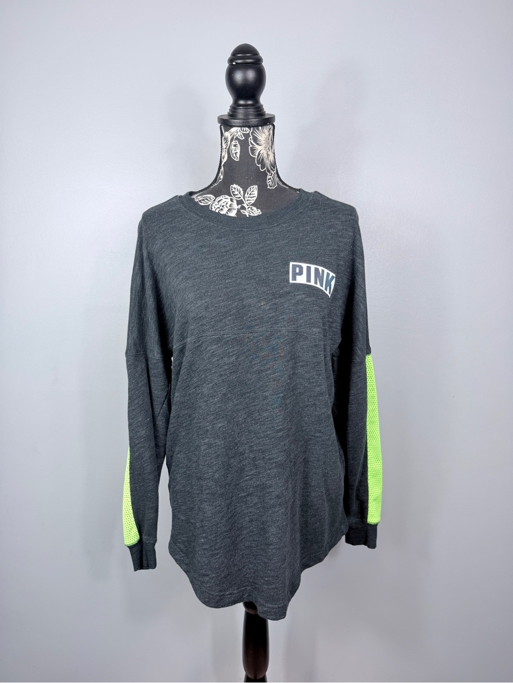 VS Pink dark grey/neon holographic oversize long sleeve logo pullover size small